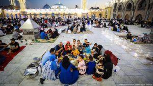 mengapa-semakin-banyak-non-muslim-yang-mengikuti-ramadan