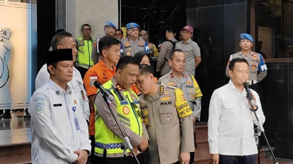 image_bank_2026_03_21_020105.090-kemenhub-imbau-pemudik-manfaatkan-wfa-hindari-puncak-kepadatan-arus-balik-lebaran-2026-1