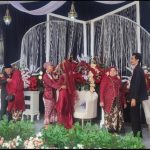 Di Sela Kesibukan, Founder ASBI Grup H. Agus Darmawan S.ST.Par Hadiri Pernikahan Putri Melisa di Garut